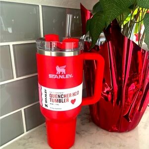 Stanley Valentine’s Day Red Tumbler 40oz —2024 Viral Sold Out
